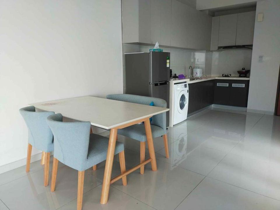 Rainbow Homestay Johor Bahru Exterior foto