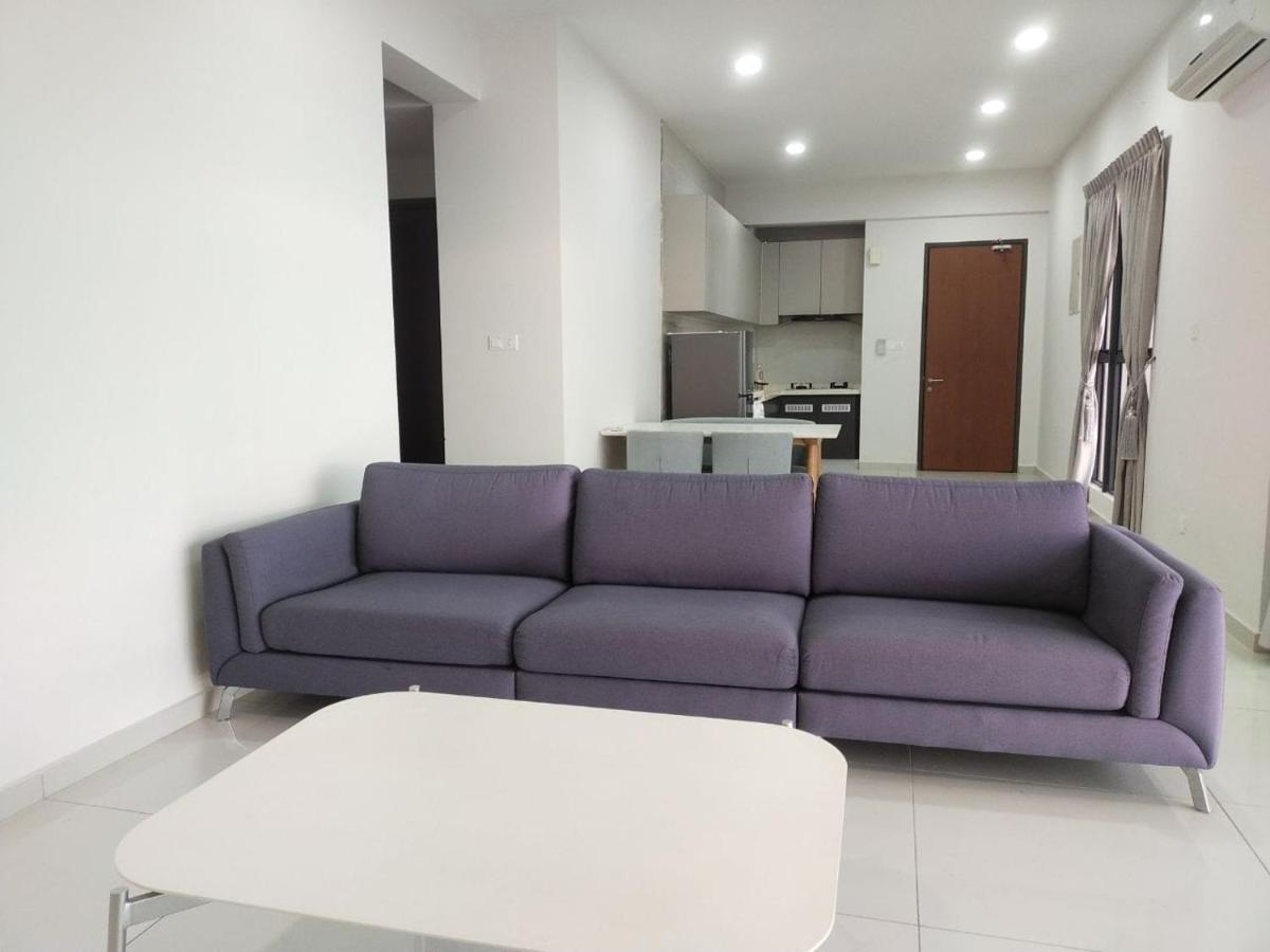 Rainbow Homestay Johor Bahru Exterior foto