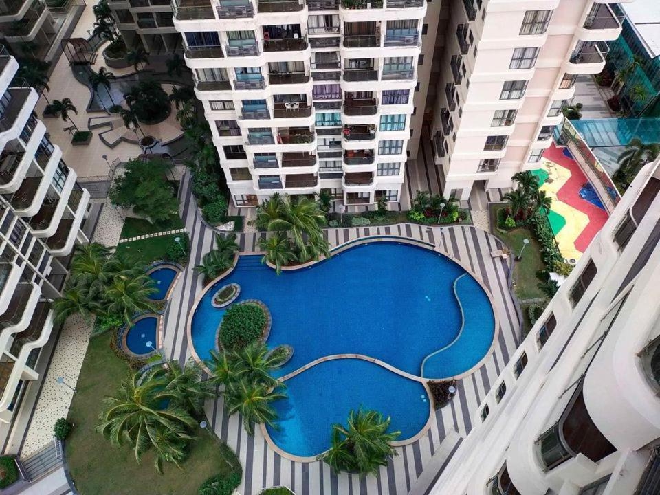 Rainbow Homestay Johor Bahru Exterior foto
